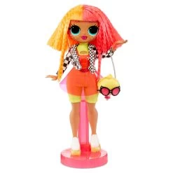 L.O.L. Surprise! O.M.G Modepop Neonlicious -Aanbiedingen Speelgoed Winkel 1991107 b7003df7